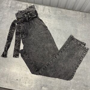 Who What Wear Women’s Black Acid Wash High Rise Mom Jeans Size 2